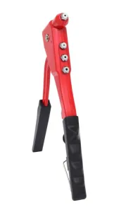 Pince à riveter