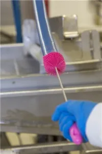 Écouvillon fibre à bouteille