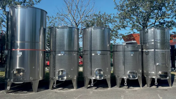 Produit Garde-vin avec fond conique, pieds et porte - Inox 316 Image